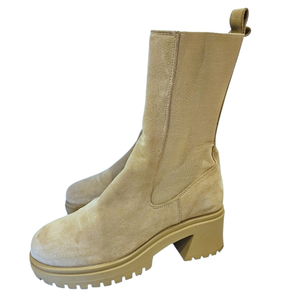 Steve Madden Chelsea Boots Beige Hesitant Round Toe Block Heel Sz.8 - Picture 2 of 7